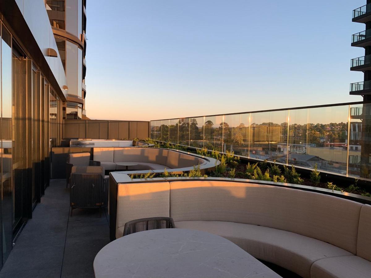 Skygarden Luxury * Glen Waverley